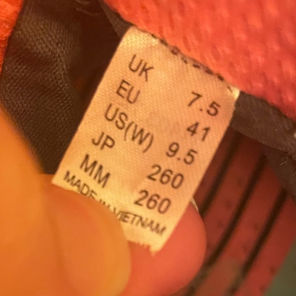 Helly Hansen waterproof hiking boot - Picture 5 of 8